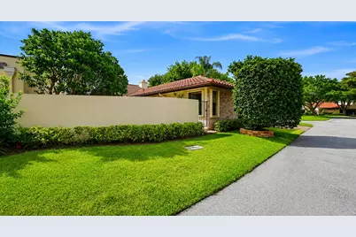 6906 Palmar Court, Boca Raton, FL 33433 - Photo 3