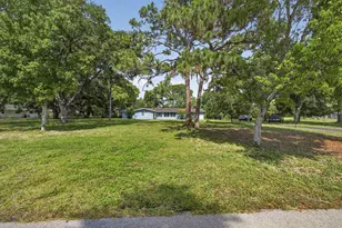 8669 Nashua Dr, Palm Beach Gardens, FL 33418 - Photo 9