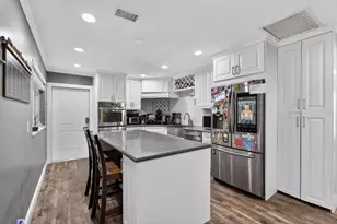 8669 Nashua Dr, Palm Beach Gardens, FL 33418 - Photo 3