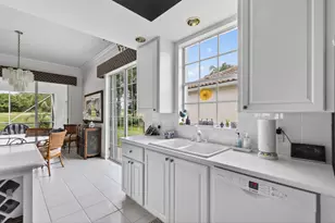 8268 SE Palm Hammock Ln, Hobe Sound, FL 33455 - Photo 17
