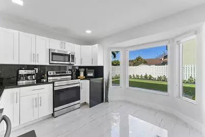 12741 NW 11th Court, Sunrise, FL 33323 - Photo 11
