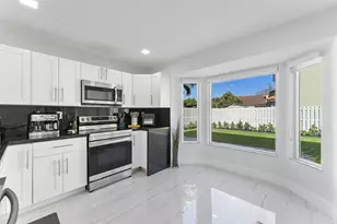 12741 NW 11th Ct, Sunrise, FL 33323 - Photo 11
