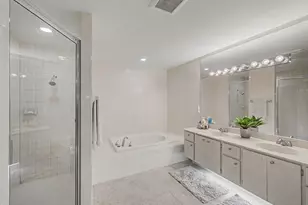 2631 Mohawk Cir, West Palm Beach, FL 33409 - Photo 17