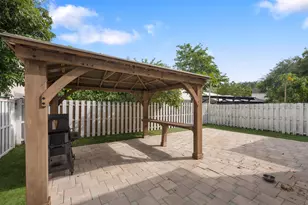 9859 NW 2nd St, Plantation, FL 33324 - Photo 29