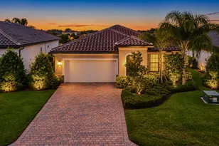 471 SE Vallarta Dr, Port Saint Lucie, FL 34984 - Photo 29