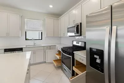 471 SE Vallarta Drive, Port Saint Lucie, FL 34984 - Photo 13