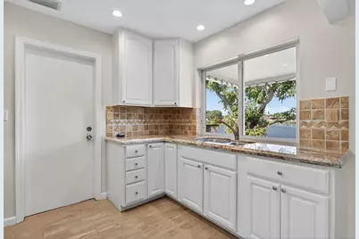 5907 NW 71st Avenue, Tamarac, FL 33321 - Photo 11