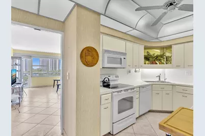 3300 NE 36th Street #721, Fort Lauderdale, FL 33308 - Photo 15