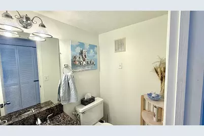 21 Newport B Court, Deerfield Beach, FL 33442 - Photo 13