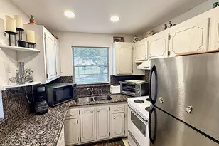 21 Newport B Ct, Deerfield Beach, FL 33442 - Photo 9