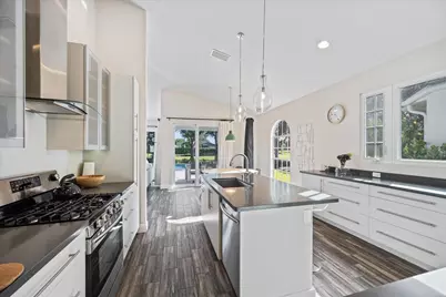 2466 Muir Circle, Wellington, FL 33414 - Photo 15