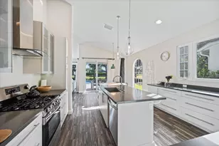 2466 Muir Cir, Wellington, FL 33414 - Photo 15