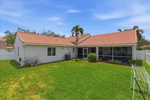 830 Heritage Dr, Weston, FL 33326 - Photo 9
