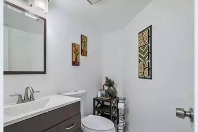 9231 W Sunrise Boulevard, Plantation, FL 33322 - Photo 13