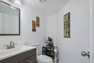 9231 W Sunrise Blvd, Plantation, FL 33322 - Photo 13