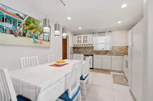 3050 N Riverside Dr, Coral Springs, FL 33065 - Photo 9
