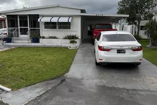 8570 SW 21st St, Davie, FL 33324 - Photo 9