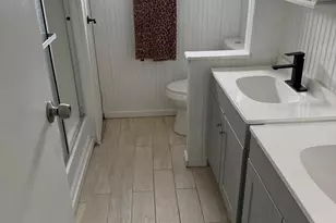 8570 SW 21st St, Davie, FL 33324 - Photo 13