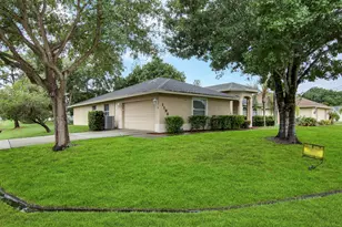 1198 SE Petunia Ave, Port Saint Lucie, FL 34952 - Photo 7