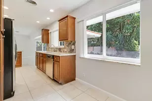 2620 NE 25th St, Lighthouse Point, FL 33064 - Photo 15