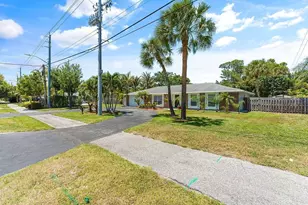 5103 Center St, Jupiter, FL 33458 - Photo 1