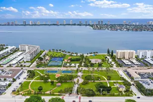 301 Lake Shore Dr, Lake Park, FL 33403 - Photo 49