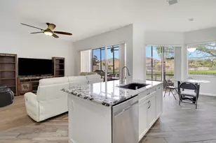 7077 Copperfield Cir, Lake Worth, FL 33467 - Photo 13