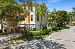 5675 NE Trieste Way, Boca Raton, FL 33487 - Photo 1