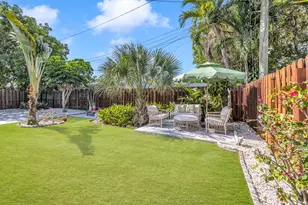 2412 NE 4th St, Pompano Beach, FL 33062 - Photo 13