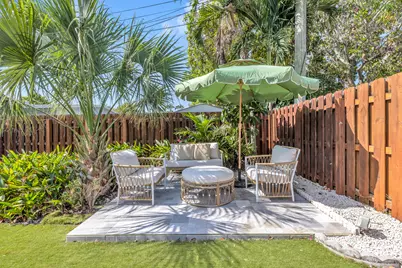 2412 NE 4th Street #W, Pompano Beach, FL 33062 - Photo 17