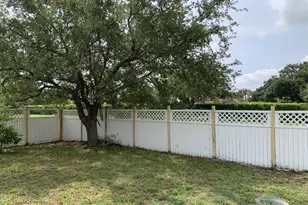 180 SW Oakridge Dr, Port Saint Lucie, FL 34984 - Photo 5