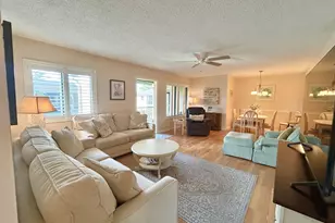 443 Pine Glen Ln, Greenacres, FL 33463 - Photo 7