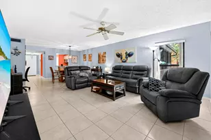 430 Commodore Dr, Plantation, FL 33325 - Photo 13
