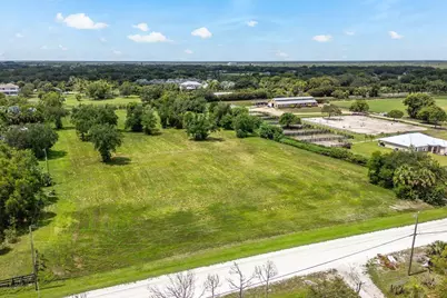 16526 Hollow Tree Lane, Wellington, FL 33470 - Photo 3