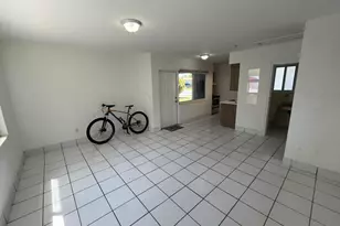 3132 SW 25th St, Miami, FL 33133 - Photo 3