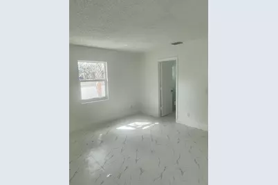 2747 Summit Boulevard, West Palm Beach, FL 33406 - Photo 11