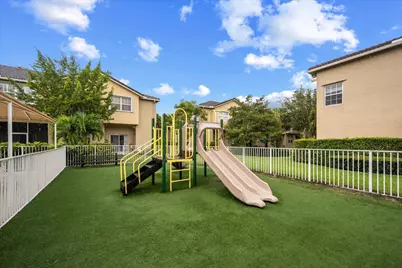 112 Lighthouse Circle #G, Tequesta, FL 33469 - Photo 13