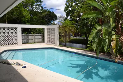 500 SW 62nd Avenue, Plantation, FL 33317 - Photo 7