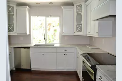 500 SW 62nd Avenue, Plantation, FL 33317 - Photo 9