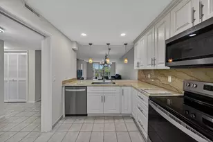 3503 Oaks Way, Pompano Beach, FL 33069 - Photo 7