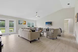 375 SW Vista Lake Dr, Port Saint Lucie, FL 34953 - Photo 7