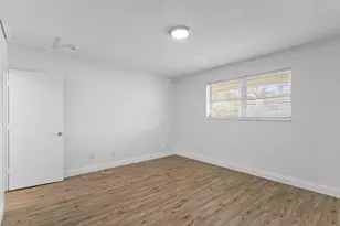 493 NW 43rd St, Oakland Park, FL 33309 - Photo 27