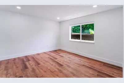 1293 NW 38th Street, Miami, FL 33142 - Photo 13