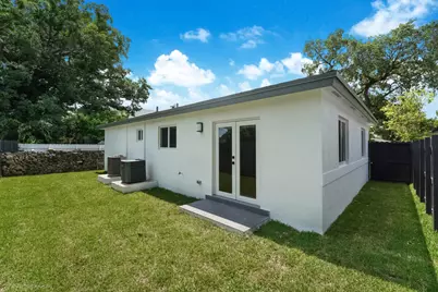 1293 NW 38th Street, Miami, FL 33142 - Photo 17