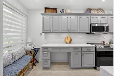 900 Greensward Lane #G110, Delray Beach, FL 33445 - Photo 7