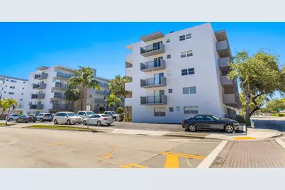 1750 Jefferson Street #507, Hollywood, FL 33020 - Photo 3