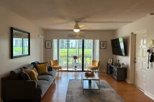 1102 Green Pine Blvd, West Palm Beach, FL 33409 - Photo 3