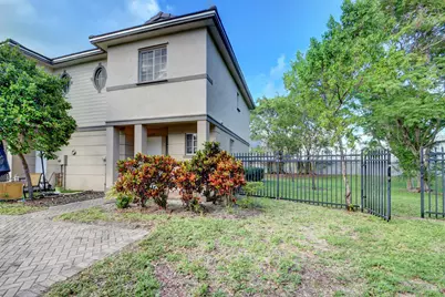 2036 Marsh Harbor Drive, West Palm Beach, FL 33404 - Photo 5