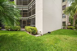 5701 Camino Del Sol, Boca Raton, FL 33433 - Photo 27