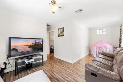 518 N C Street, Lake Worth Beach, FL 33460 - Photo 5